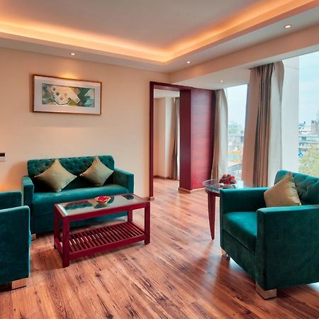 מלון Golden Tulip Essential ג'איפור מראה חיצוני תמונה