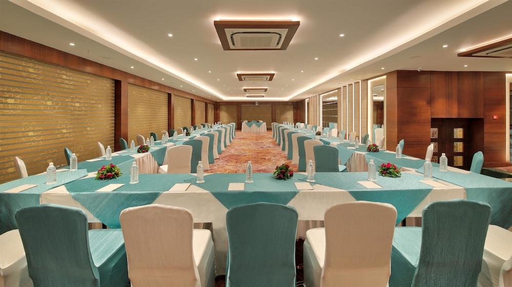 מלון Golden Tulip Essential ג'איפור מראה חיצוני תמונה