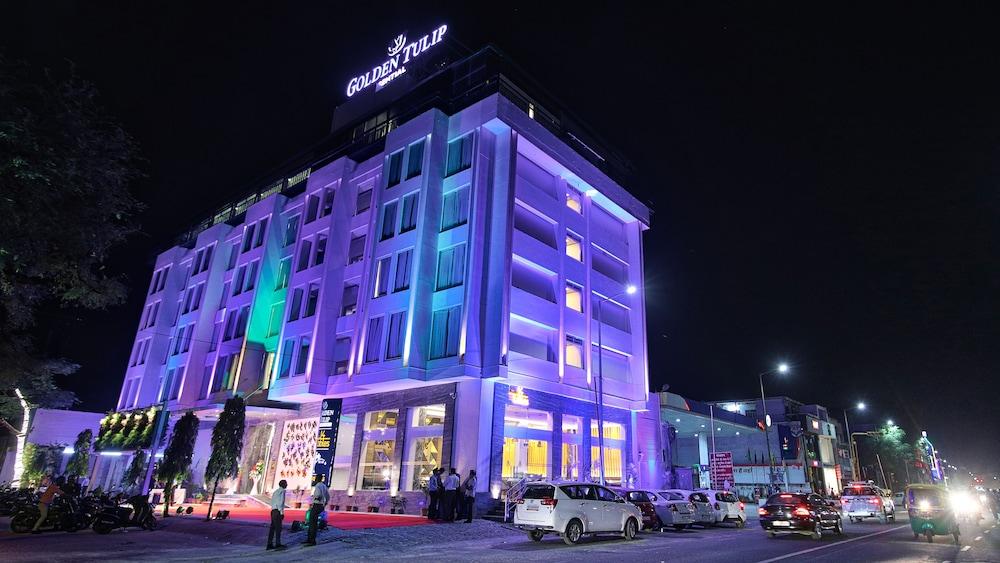 מלון Golden Tulip Essential ג'איפור מראה חיצוני תמונה