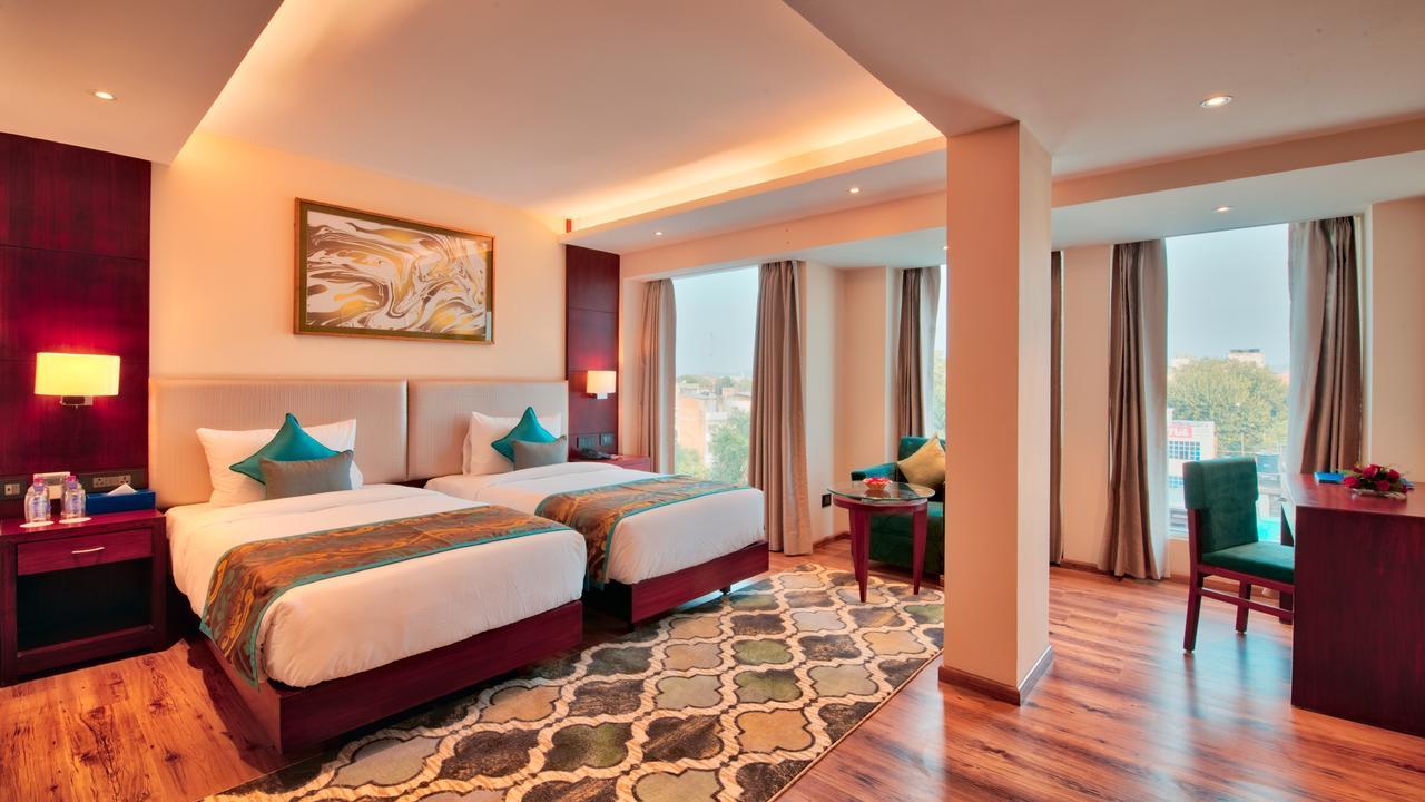 מלון Golden Tulip Essential ג'איפור מראה חיצוני תמונה
