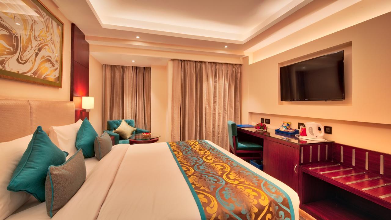 מלון Golden Tulip Essential ג'איפור מראה חיצוני תמונה