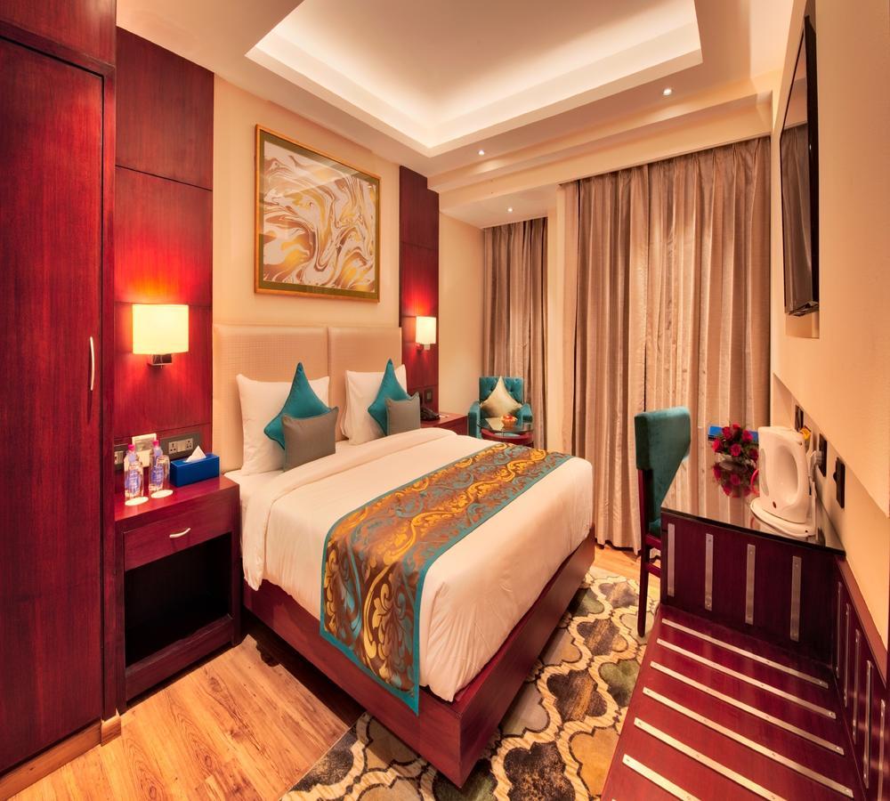 מלון Golden Tulip Essential ג'איפור מראה חיצוני תמונה
