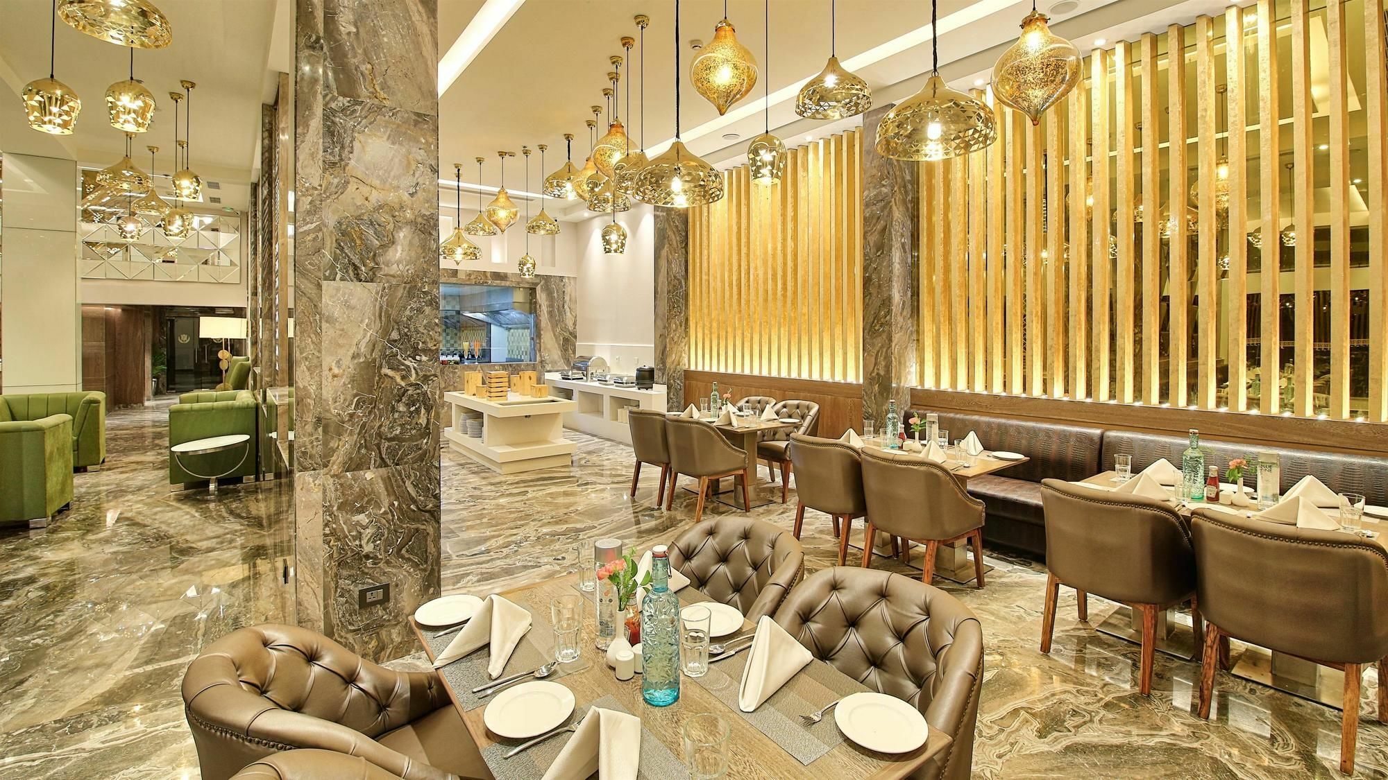 מלון Golden Tulip Essential ג'איפור מראה חיצוני תמונה